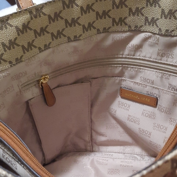 Michael Kors Beige and Brown Signature Tote - Picture 6 of 14